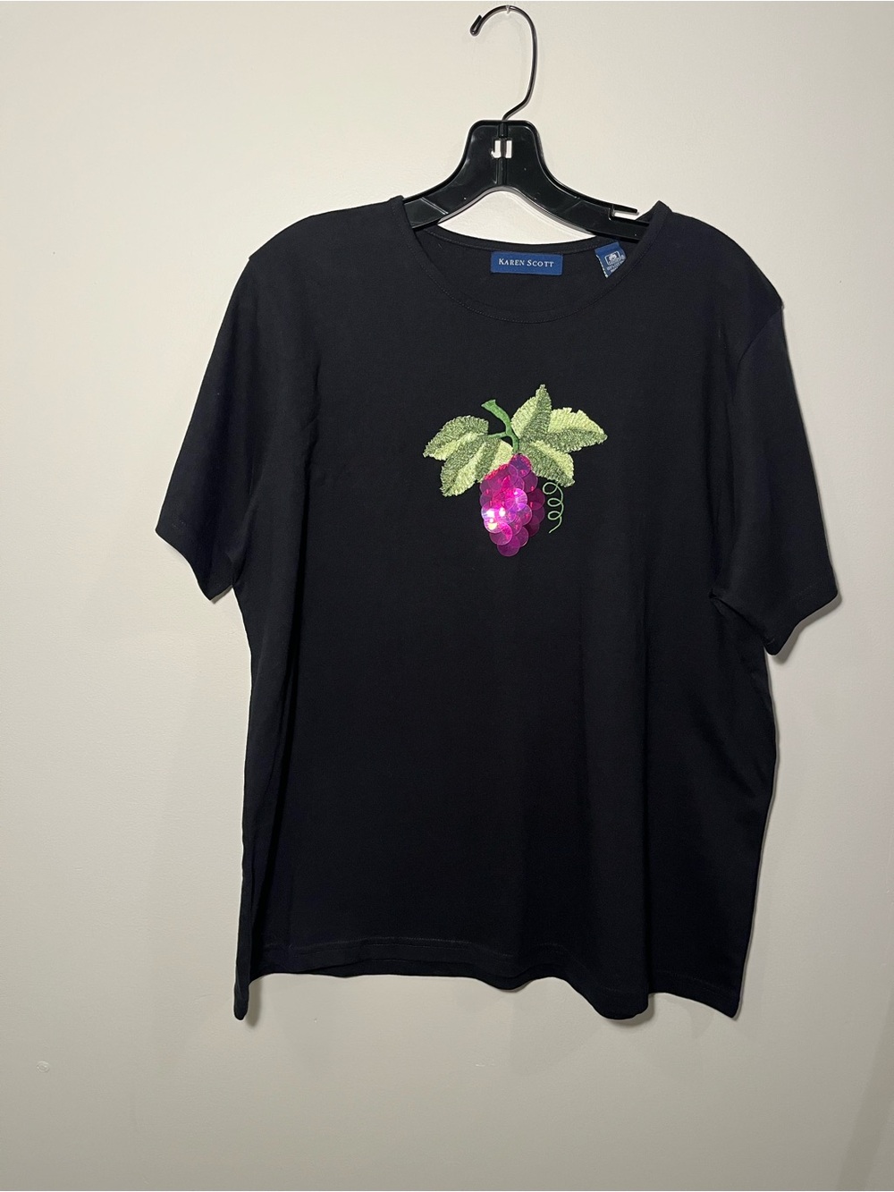 Karen Scott Black Short-Sleeve Tee with Sequin Grape Motif 100% cotton